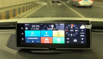 4G智能中控台导航行车记录仪一体机安装走线 实用分享